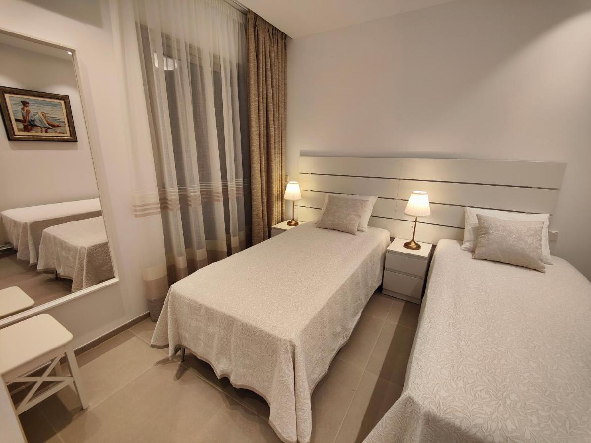 Garden Suites Luxury Apartment Palm-mar Ngoại thất bức ảnh