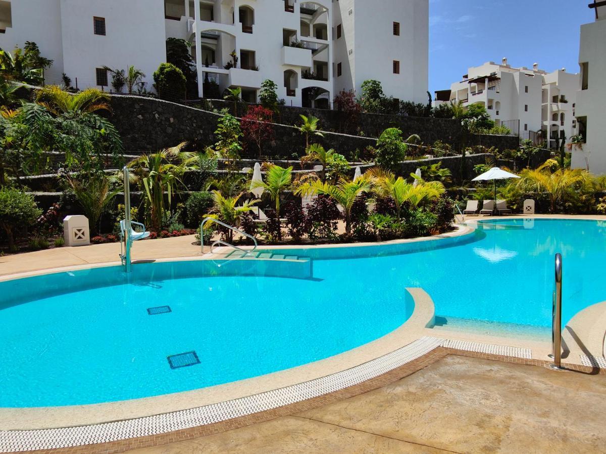Garden Suites Luxury Apartment Palm-mar Ngoại thất bức ảnh