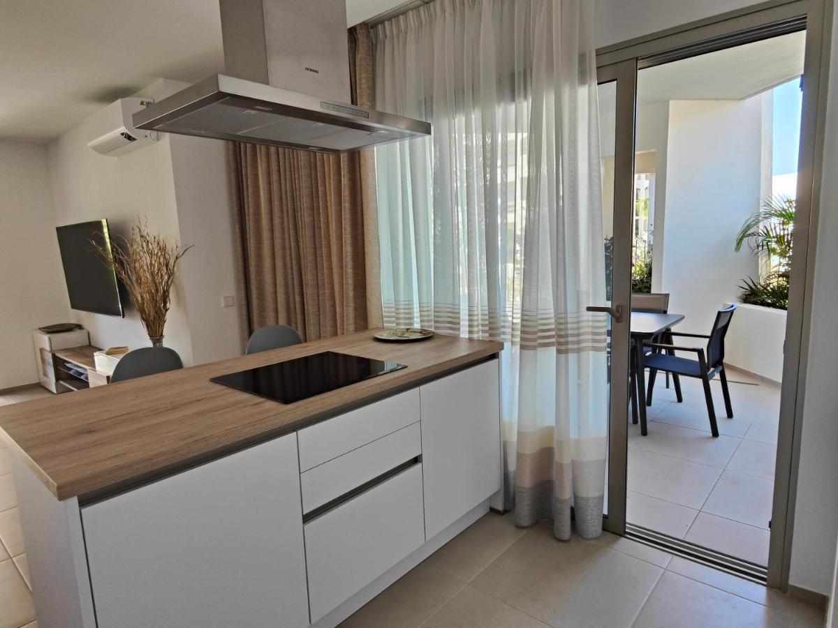 Garden Suites Luxury Apartment Palm-mar Ngoại thất bức ảnh