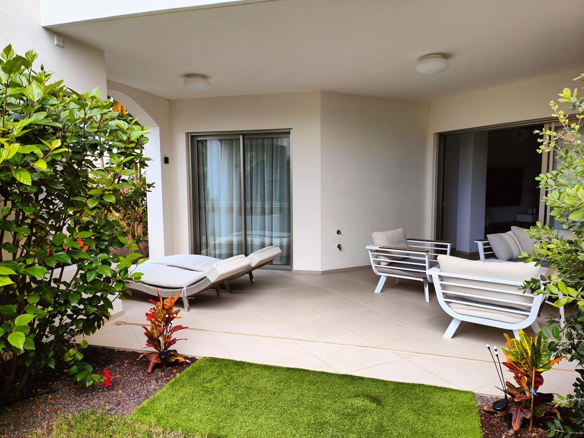 Garden Suites Luxury Apartment Palm-mar Ngoại thất bức ảnh